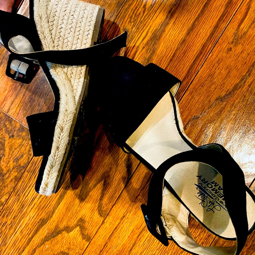 Super comfy espadrille wedges by LifeStride.